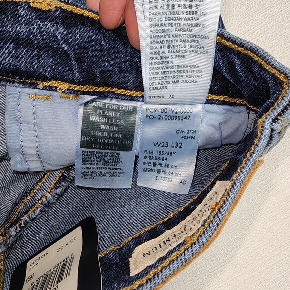 Levi's wedgie Bootcut women size W23''x L32'' - Picture 8 of 9